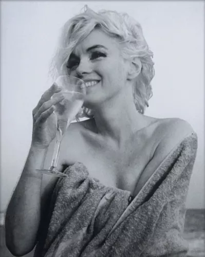 Marilyn Monroe wineglass 80x120 cm